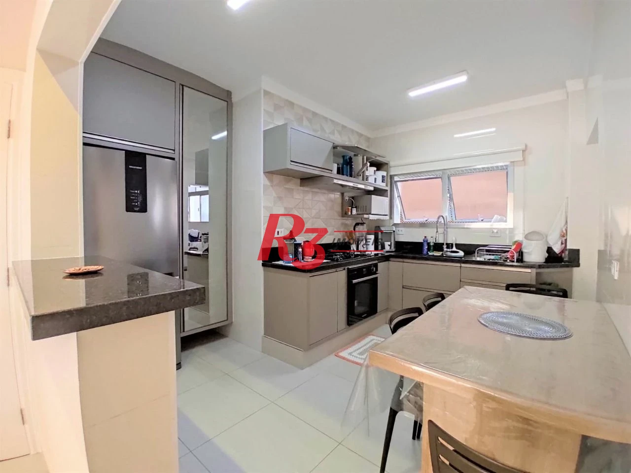 Apartamento à venda, 85 m² por R$ 639.000,00 - Pitangueiras - Guarujá/SP