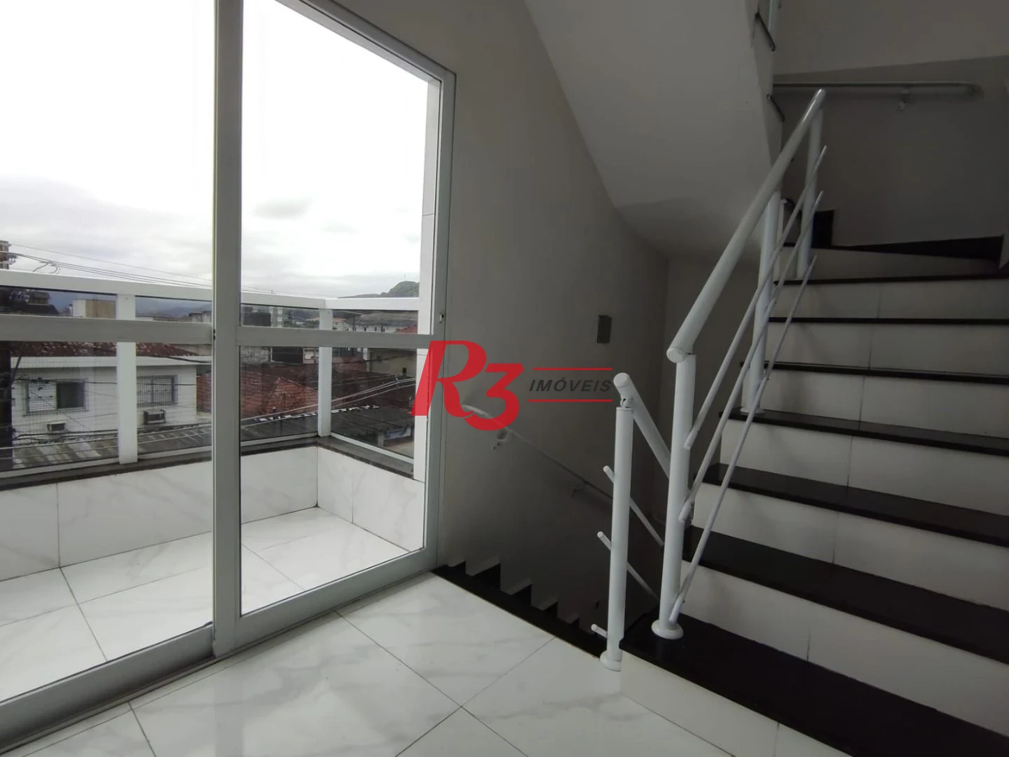 Casa à venda, 145 m² por R$ 560.000,00 - Vila Voturuá - São Vicente/SP