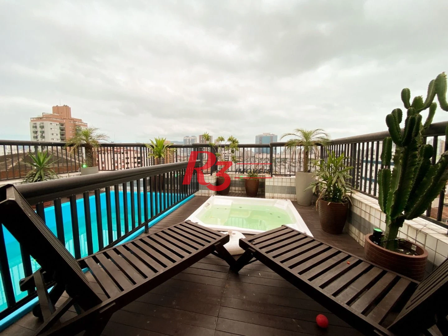 Cobertura, 353 m² - venda por R$ 3.000.000,00 ou aluguel por R$ 15.000,00/mês - Embaré - Santos/SP