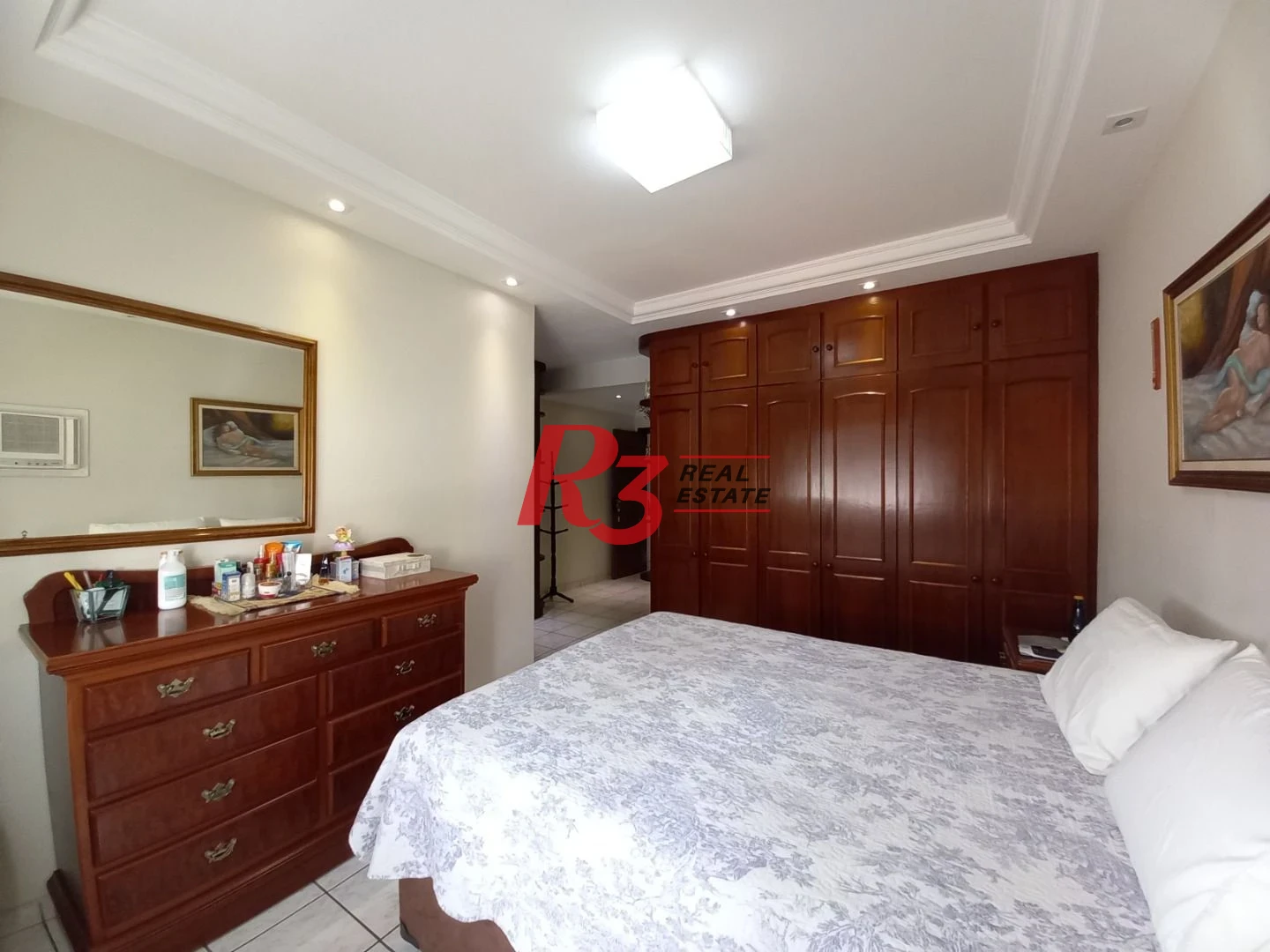 Apartamento á venda 3 quartos 2 Vgs Demarcadas Boqueirão Santos.