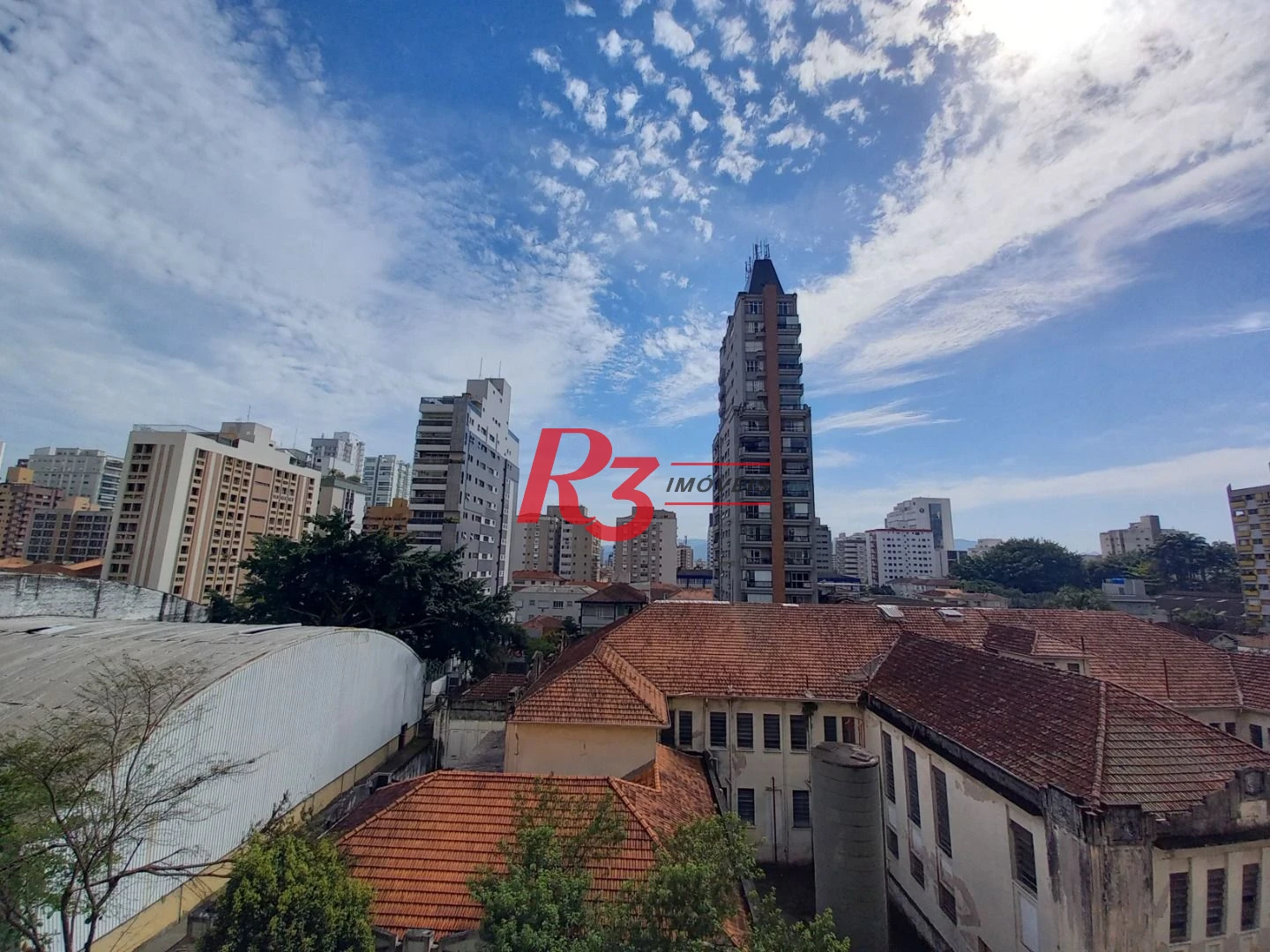 Apartamento á venda 3 quartos 2 Vgs Demarcadas Boqueirão Santos.