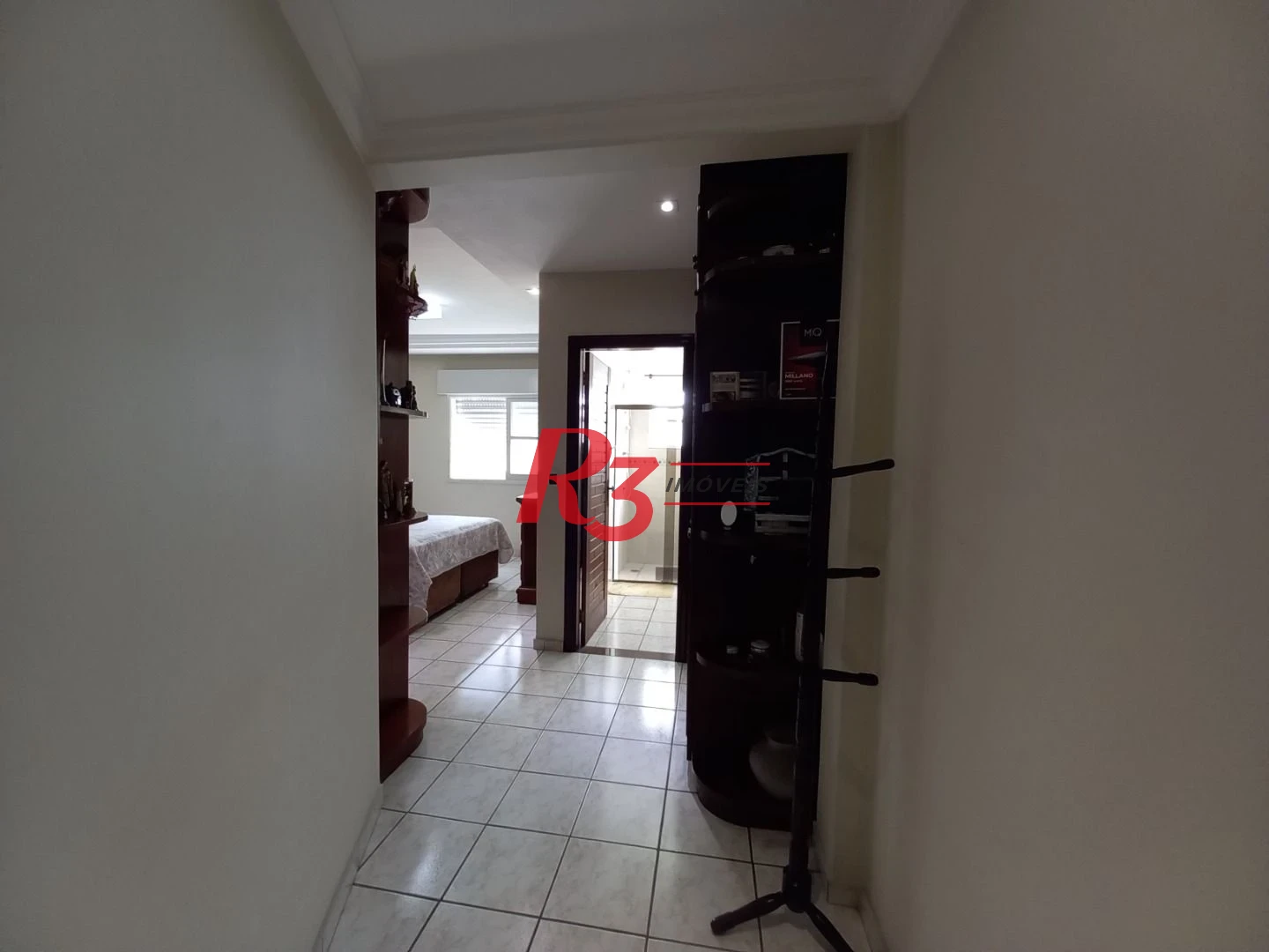 Apartamento á venda 3 quartos 2 Vgs Demarcadas Boqueirão Santos.