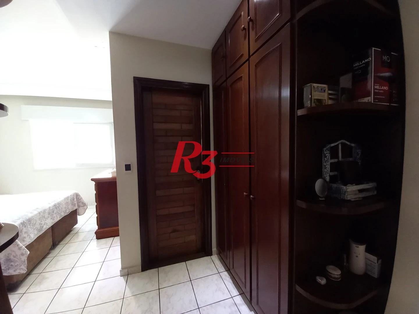 Apartamento á venda 3 quartos 2 Vgs Demarcadas Boqueirão Santos.