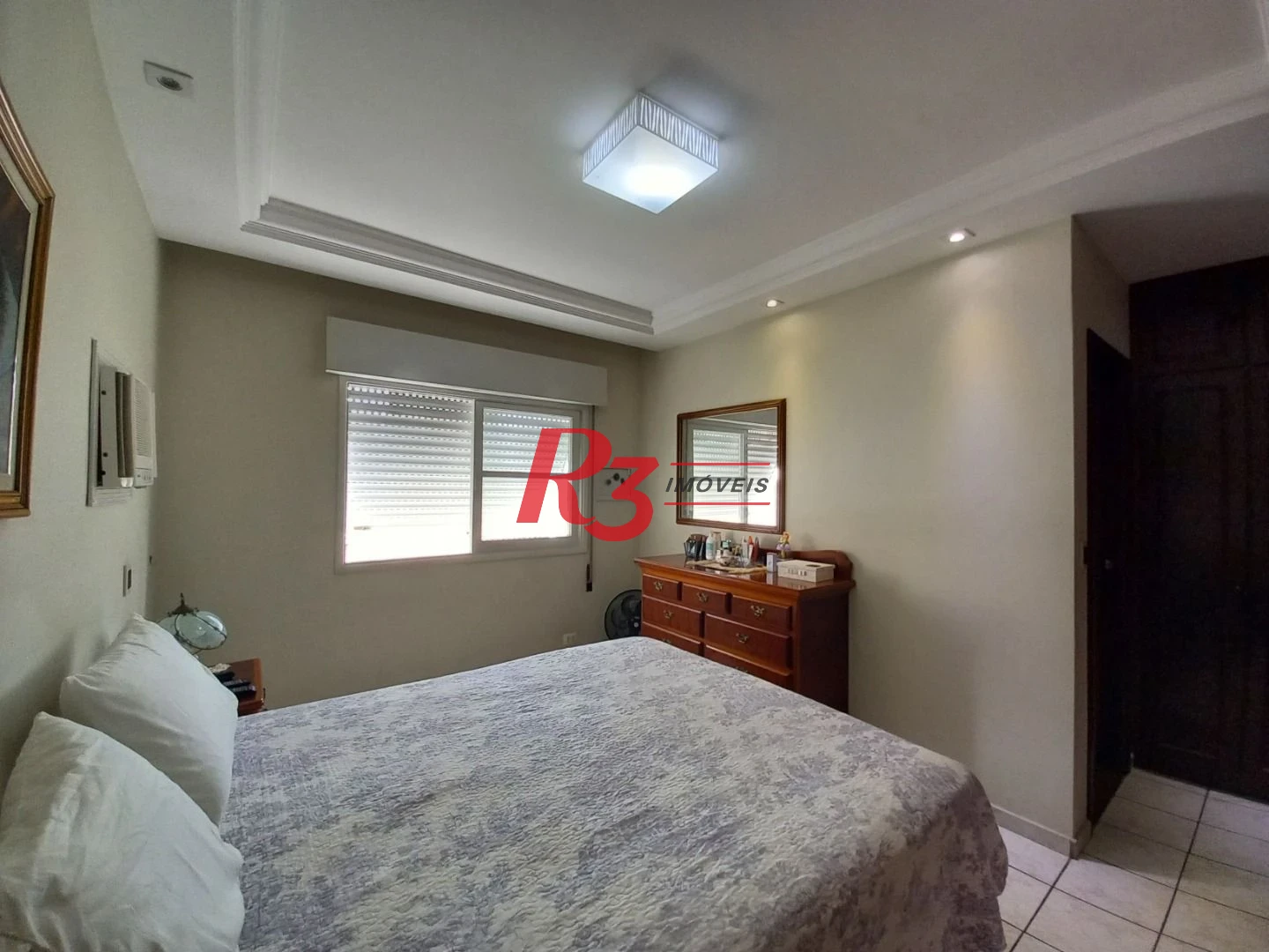 Apartamento á venda 3 quartos 2 Vgs Demarcadas Boqueirão Santos.