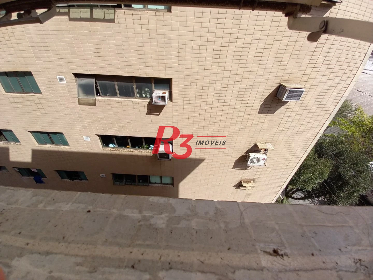 Apartamento á venda 3 quartos 2 Vgs Demarcadas Boqueirão Santos.