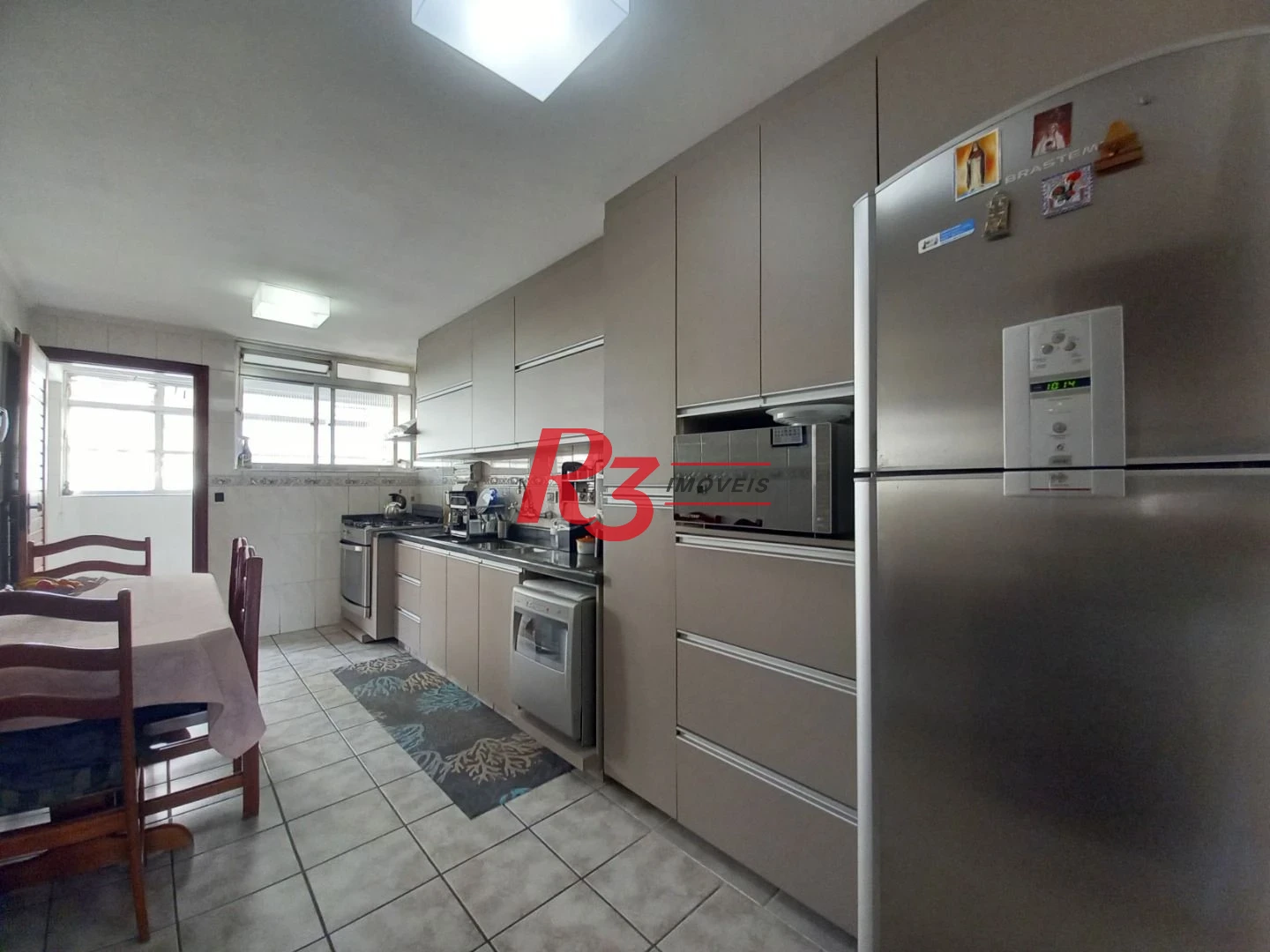 Apartamento á venda 3 quartos 2 Vgs Demarcadas Boqueirão Santos.