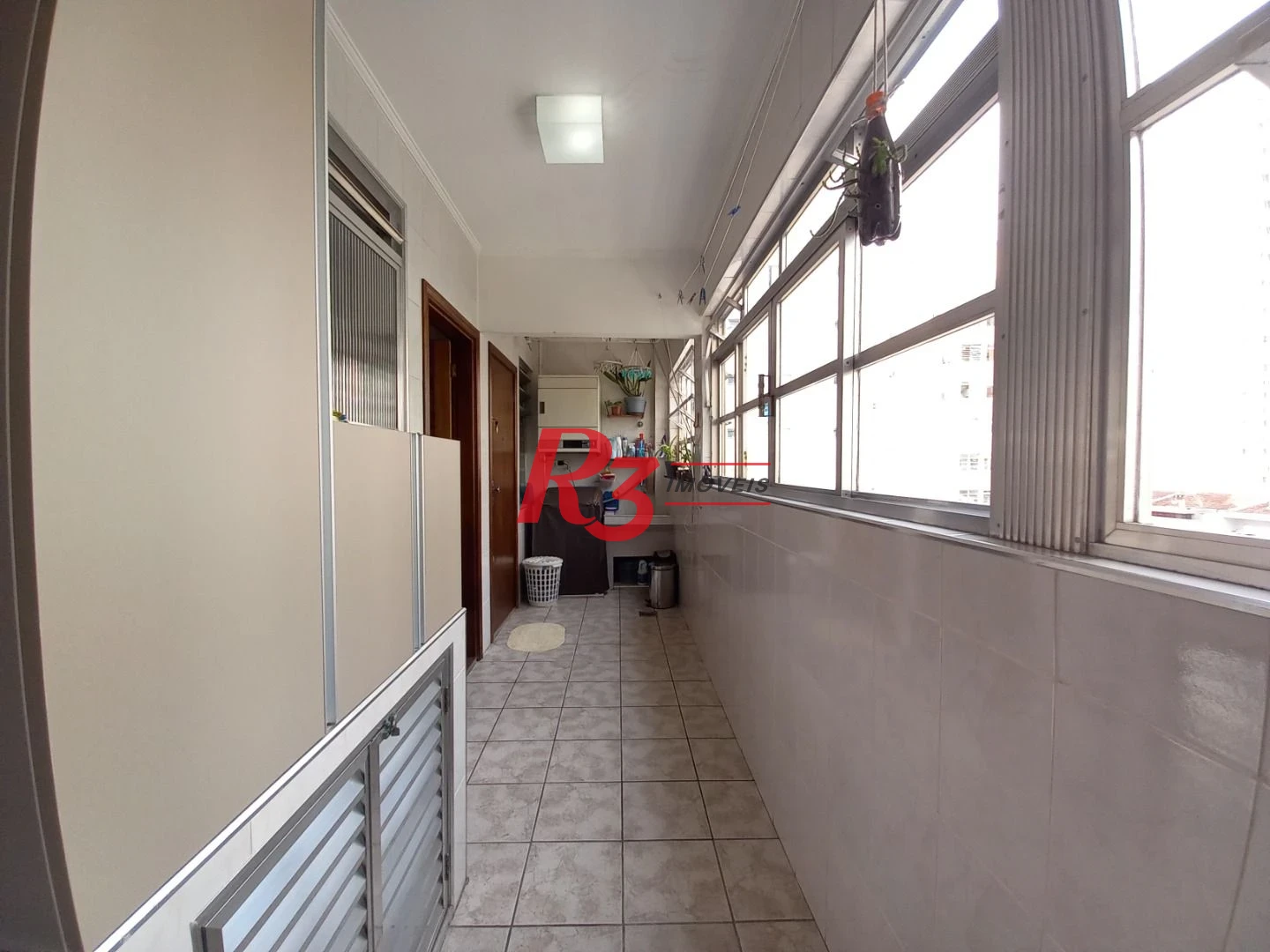 Apartamento á venda 3 quartos 2 Vgs Demarcadas Boqueirão Santos.