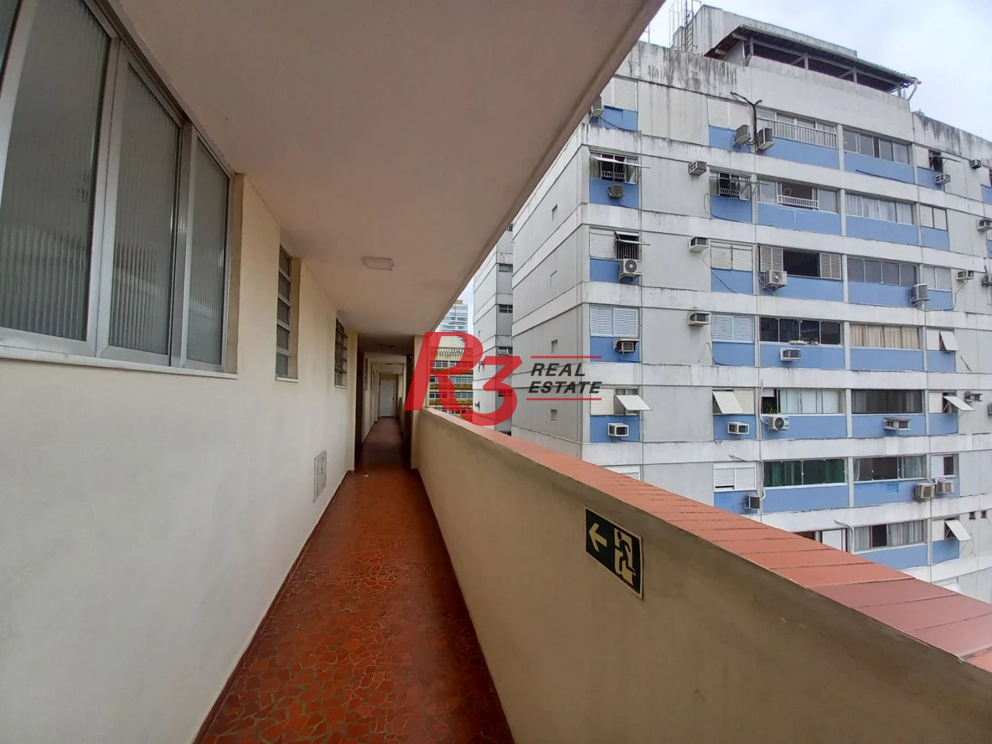 Apartamento á venda 2 dormitórios Frente Coração do Gonzaga Santos