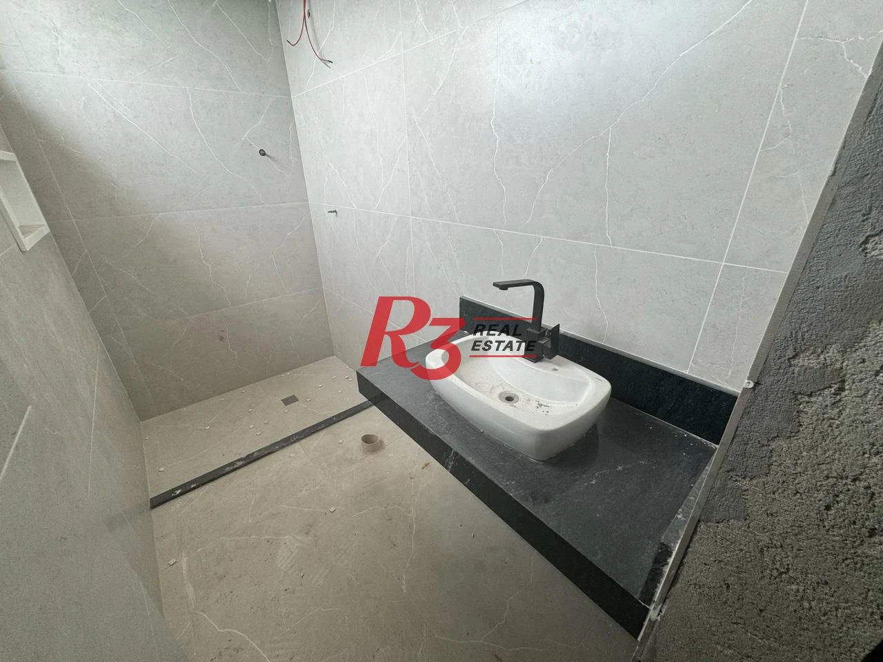 Apartamento com 3 dormitórios à venda, 235 m² por R$ 2.000.000,00 - Ilha Porchat - São Vicente/SP