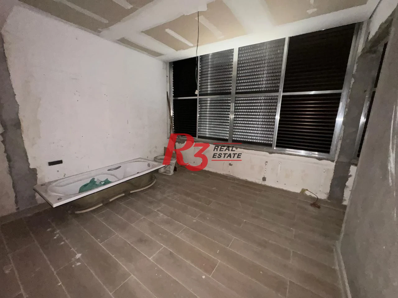Apartamento com 3 dormitórios à venda, 235 m² por R$ 2.000.000,00 - Ilha Porchat - São Vicente/SP