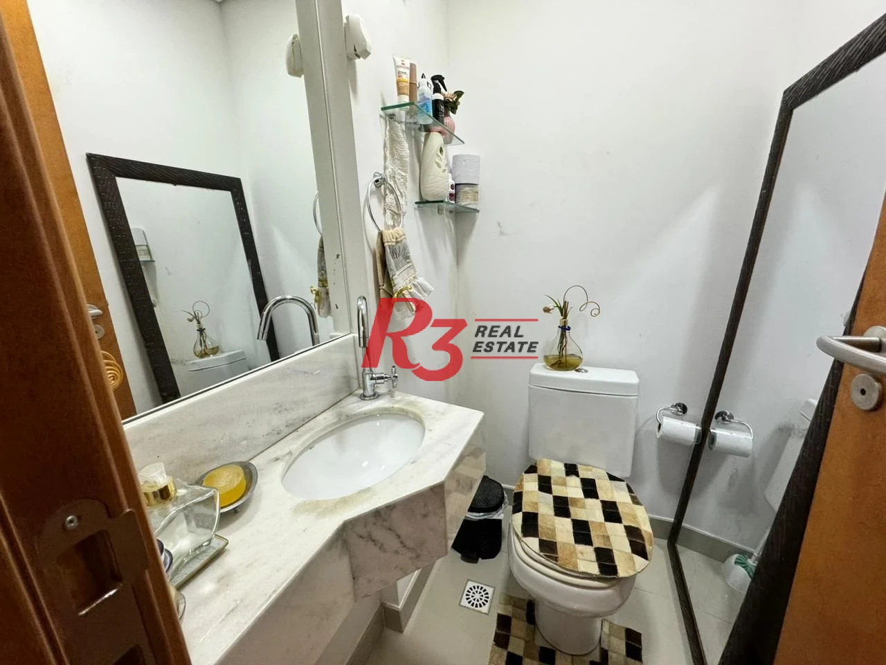 Apartamento com 2 dormitórios para alugar, 58 m² por R$ 5.000,00/mês - Vila Matias - Santos/SP