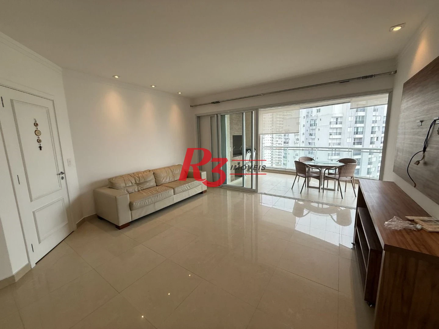 Apartamento com 3 dormitórios para alugar, 120 m² - Gonzaga - Santos/SP
