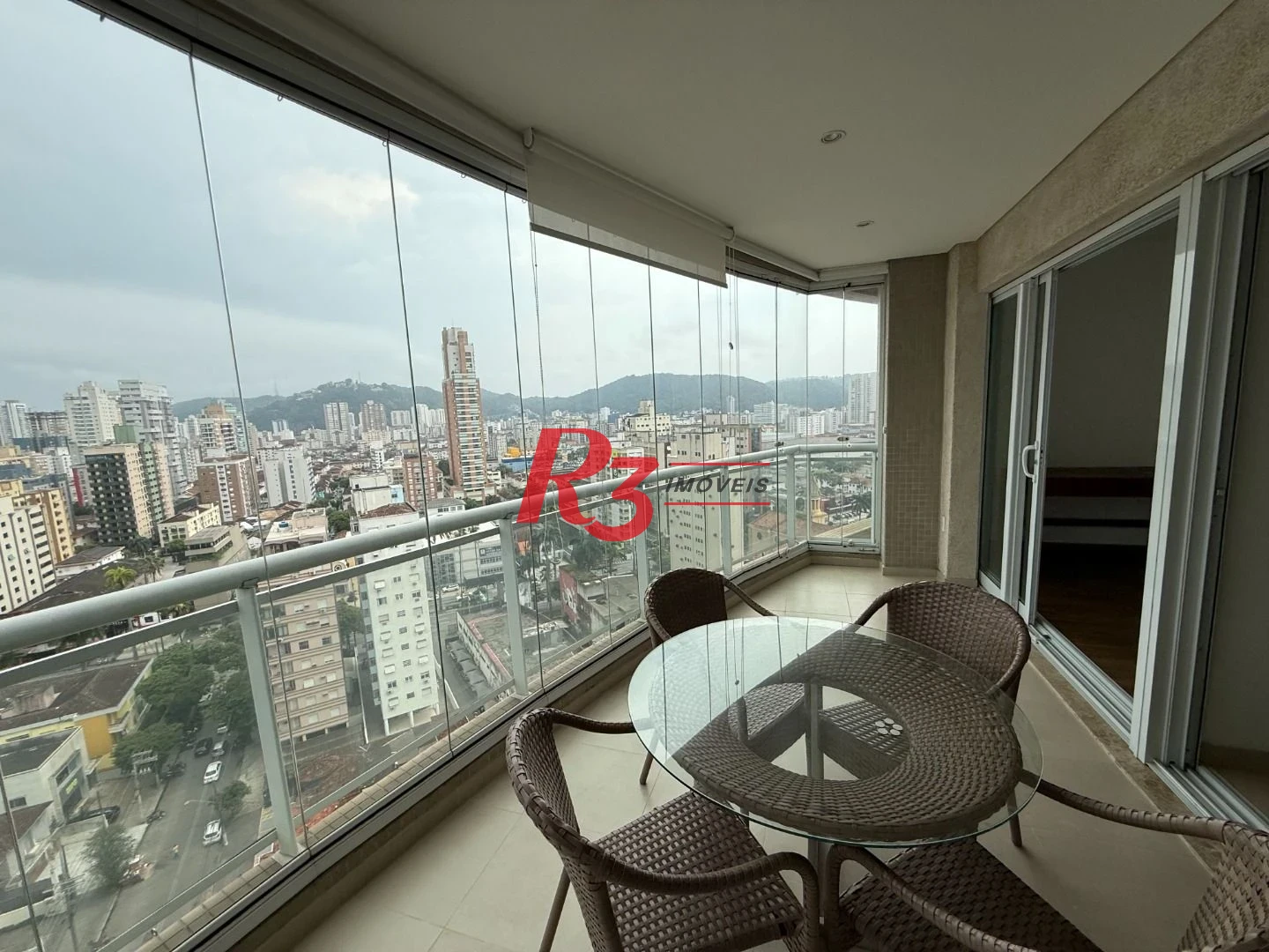 Apartamento com 3 dormitórios para alugar, 120 m² - Gonzaga - Santos/SP