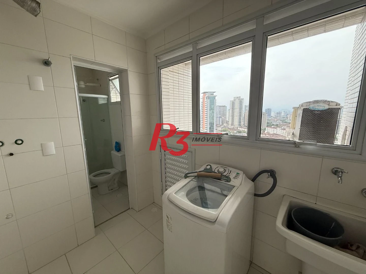 Apartamento com 3 dormitórios para alugar, 120 m² - Gonzaga - Santos/SP