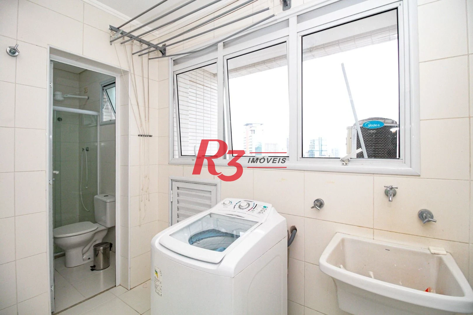 Apartamento com 3 dormitórios para alugar, 120 m² por R$ 11.500,00/mês - Gonzaga - Santos/SP