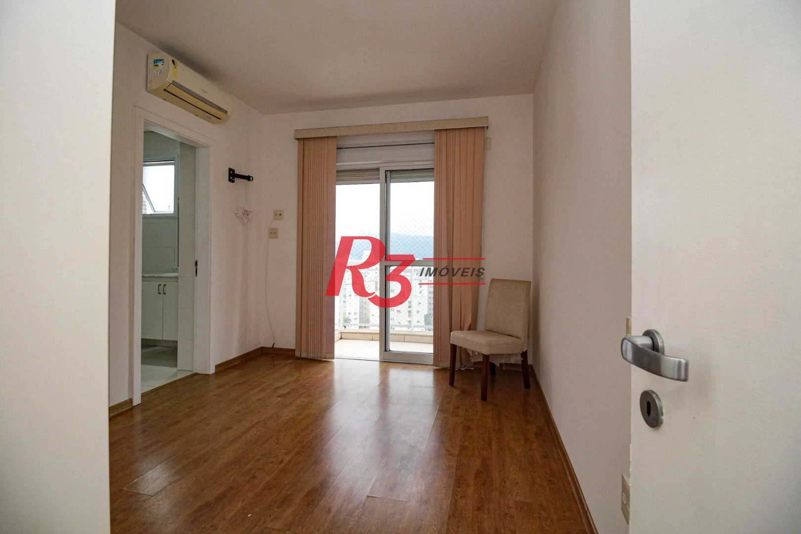 Apartamento com 3 dormitórios para alugar, 120 m² por R$ 11.500,00/mês - Gonzaga - Santos/SP