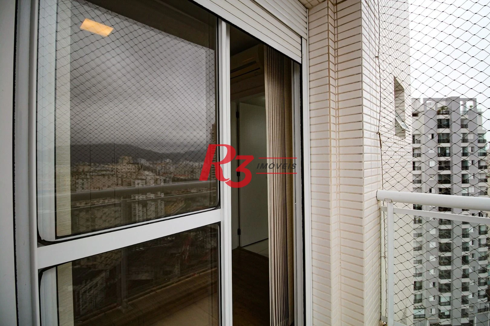 Apartamento com 3 dormitórios para alugar, 120 m² por R$ 11.500,00/mês - Gonzaga - Santos/SP