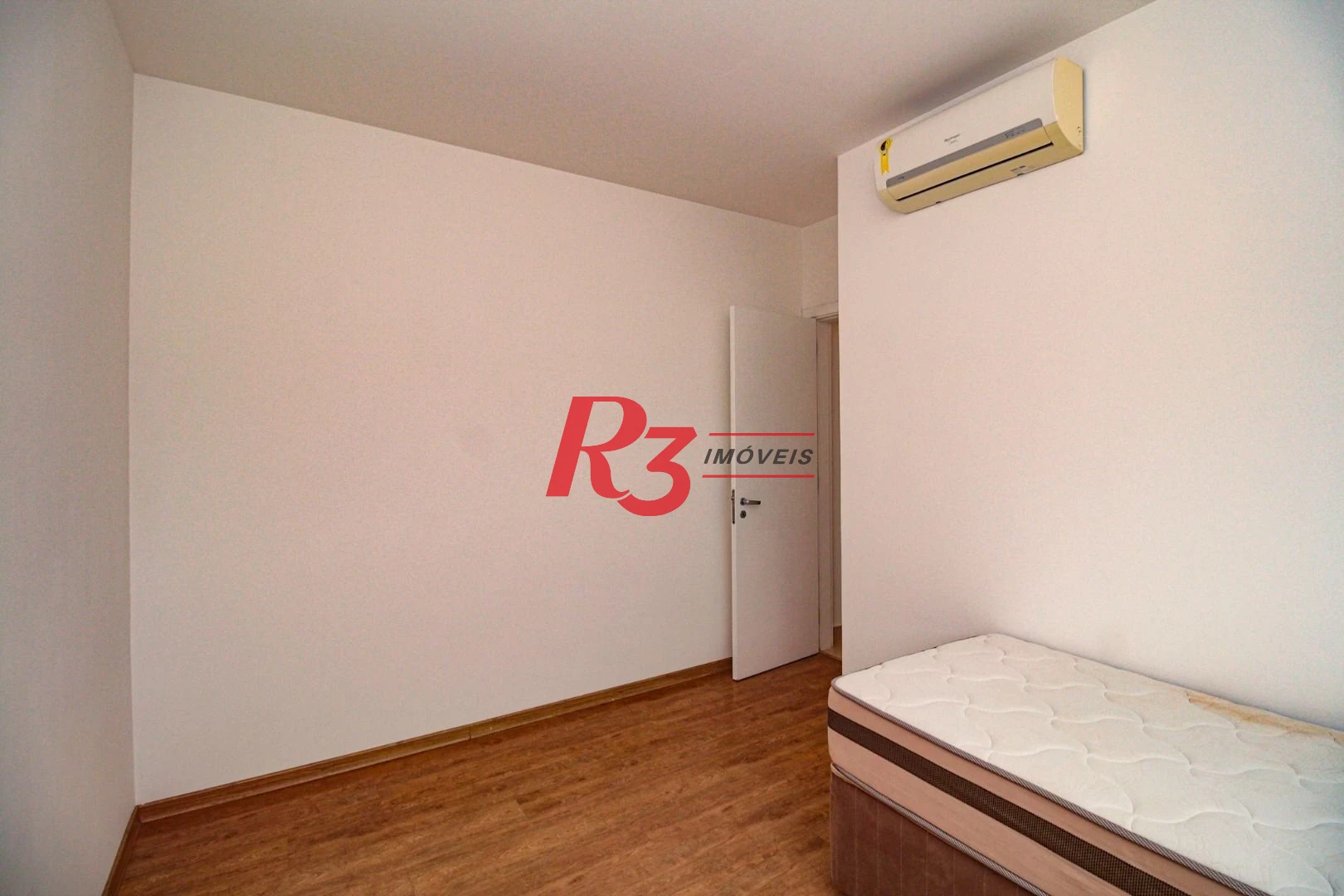 Apartamento com 3 dormitórios para alugar, 120 m² por R$ 11.500,00/mês - Gonzaga - Santos/SP