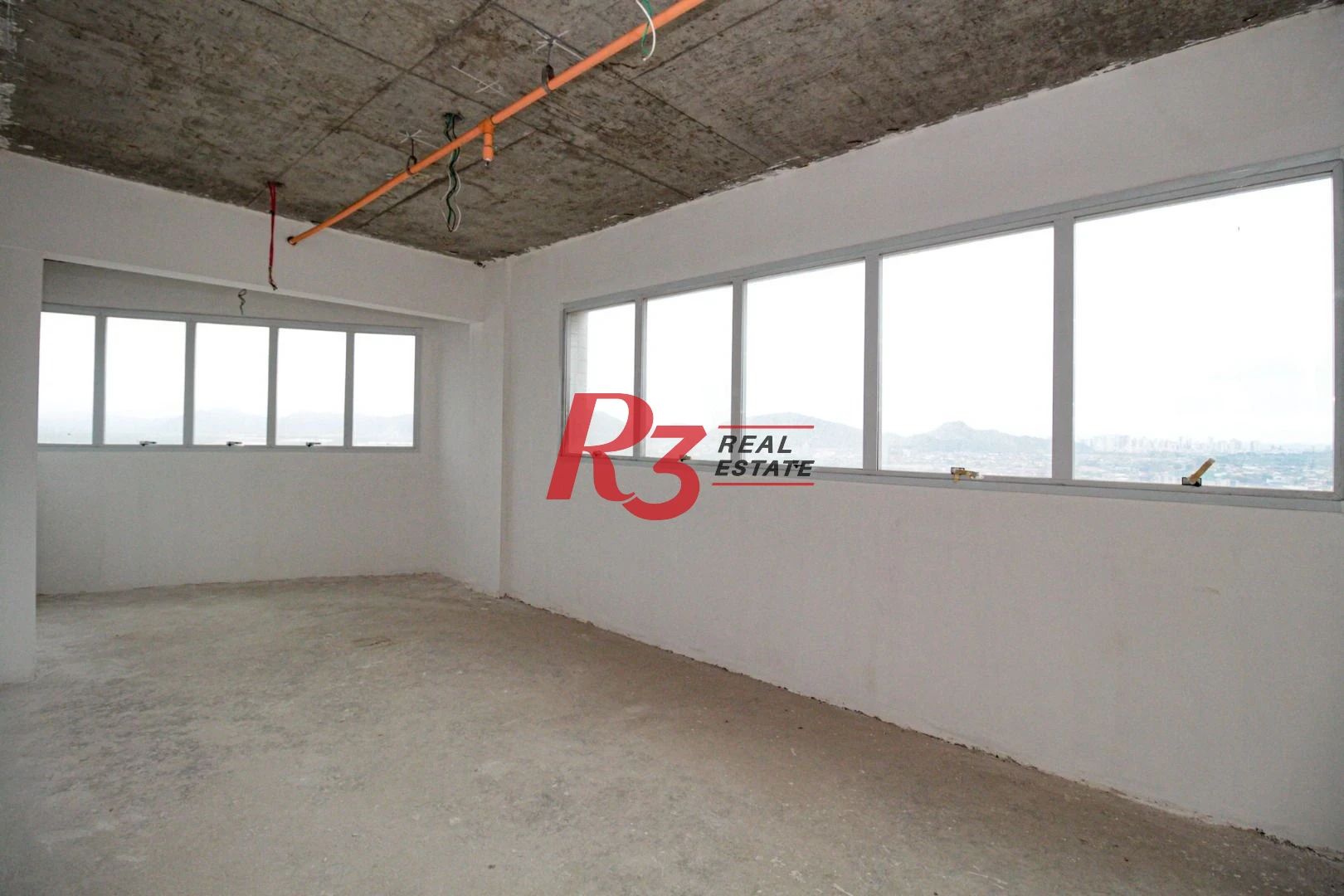 Sala à venda, 46 m² por R$ 425.000,00 - Ponta da Praia - Santos/SP
