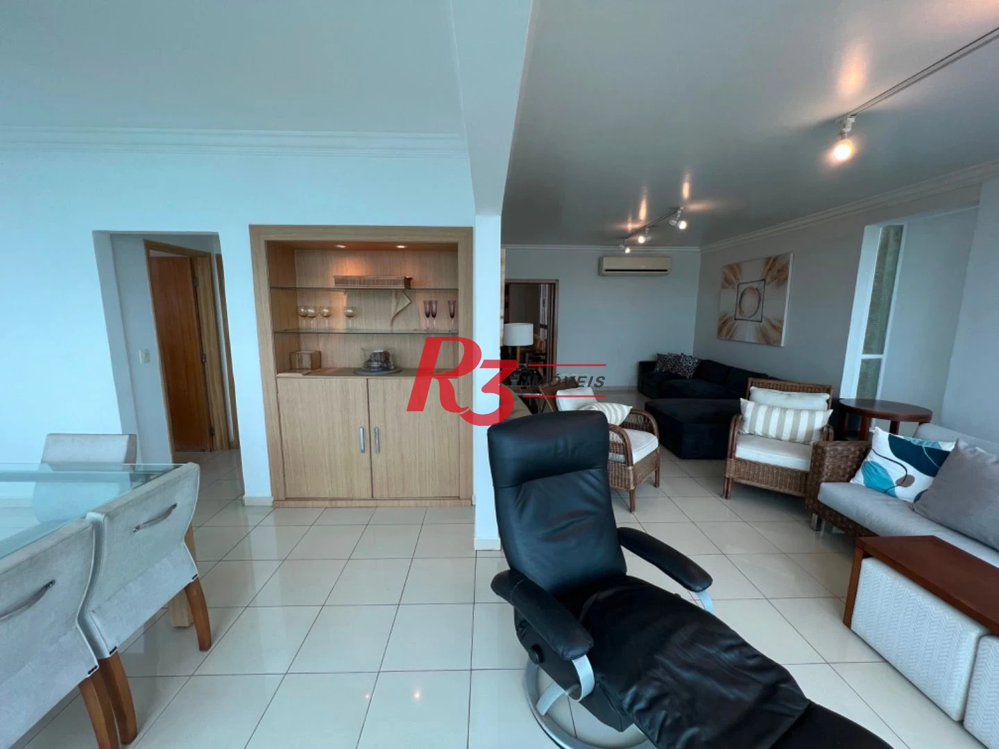 Apartamento com 4 dormitórios para alugar, 240 m² por R$ 9.900,00/mês - Boqueirão - Santos/SP