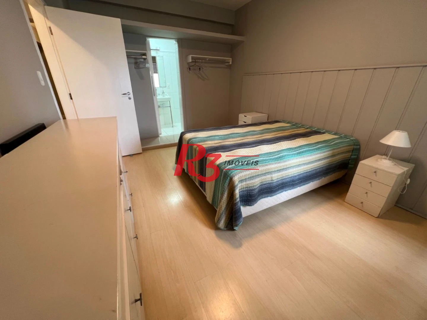 Apartamento com 4 dormitórios para alugar, 240 m² por R$ 9.900,00/mês - Boqueirão - Santos/SP
