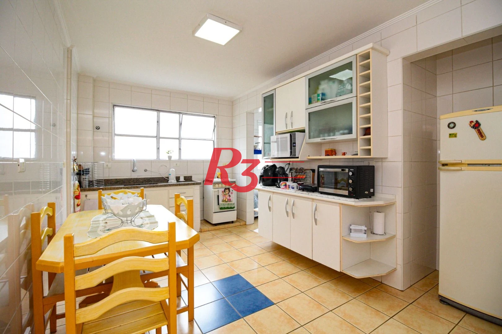 Apartamento com 2 dormitórios à venda, 100 m² por R$ 470.000,00 - José Menino - Santos/SP