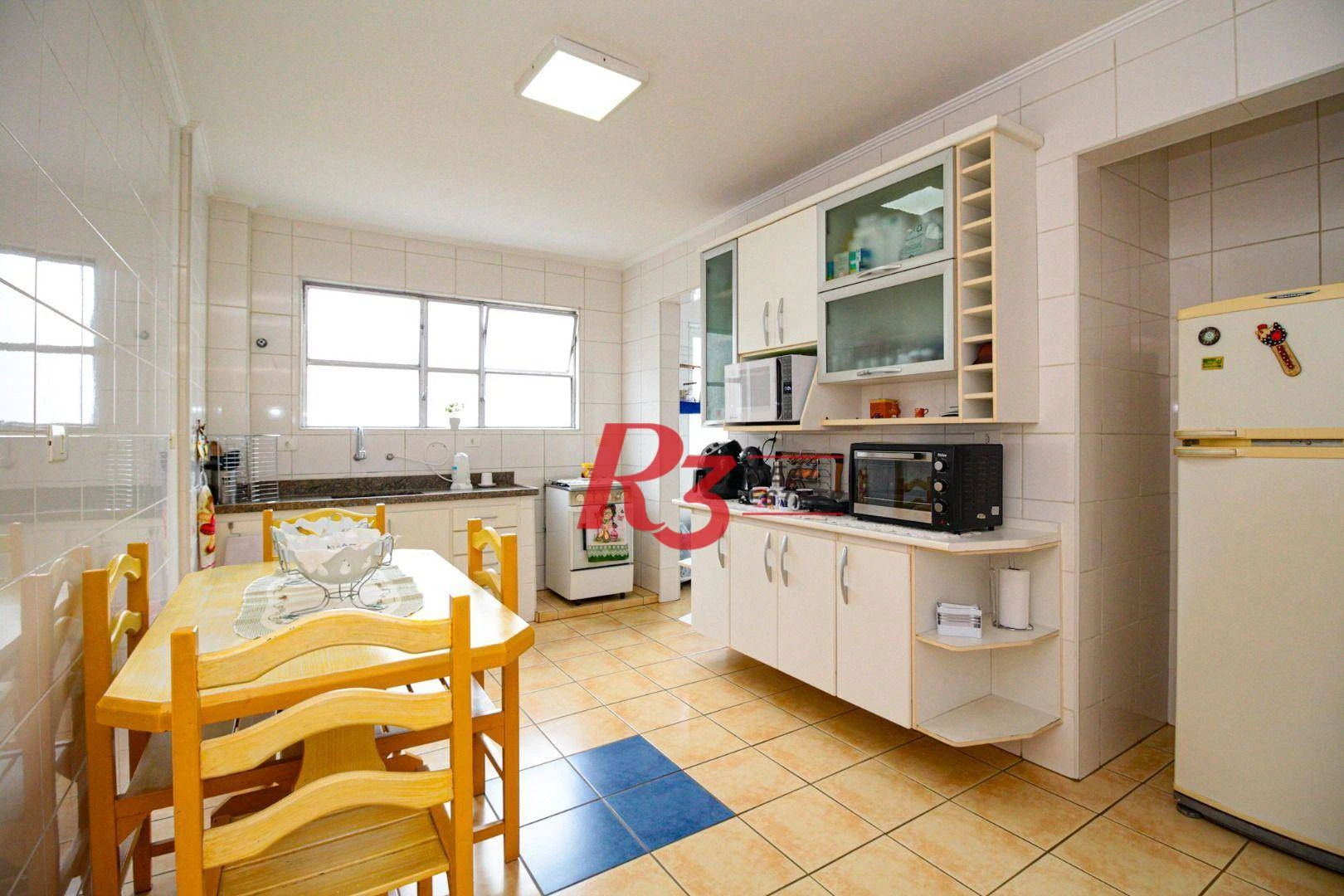 Apartamento com 2 dormitórios à venda, 100 m² por R$ 470.000,00 - José Menino - Santos/SP