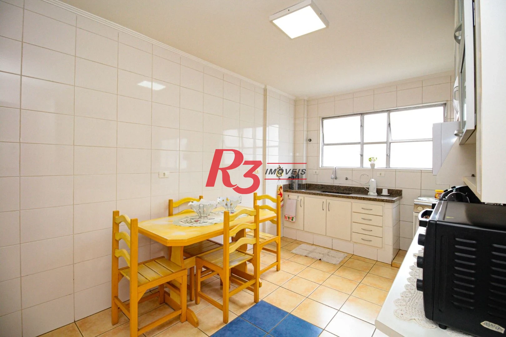 Apartamento com 2 dormitórios à venda, 100 m² por R$ 470.000,00 - José Menino - Santos/SP
