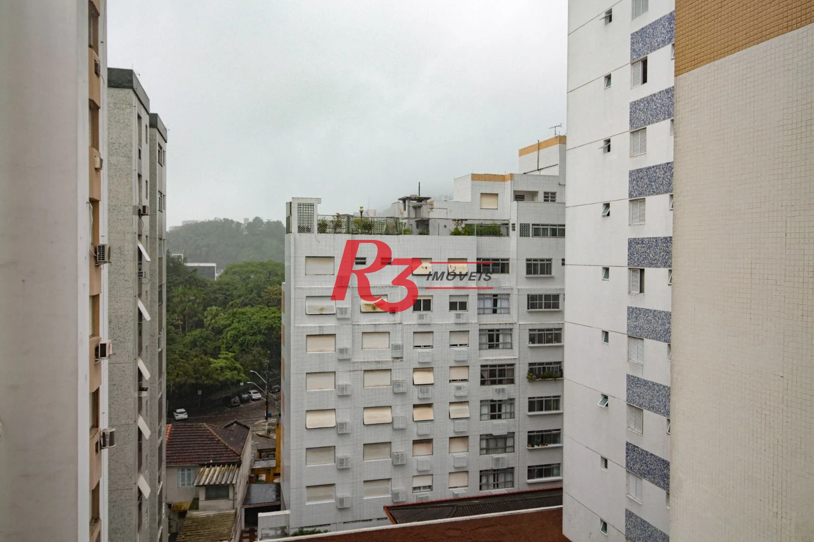 Apartamento com 2 dormitórios à venda, 100 m² por R$ 470.000,00 - José Menino - Santos/SP
