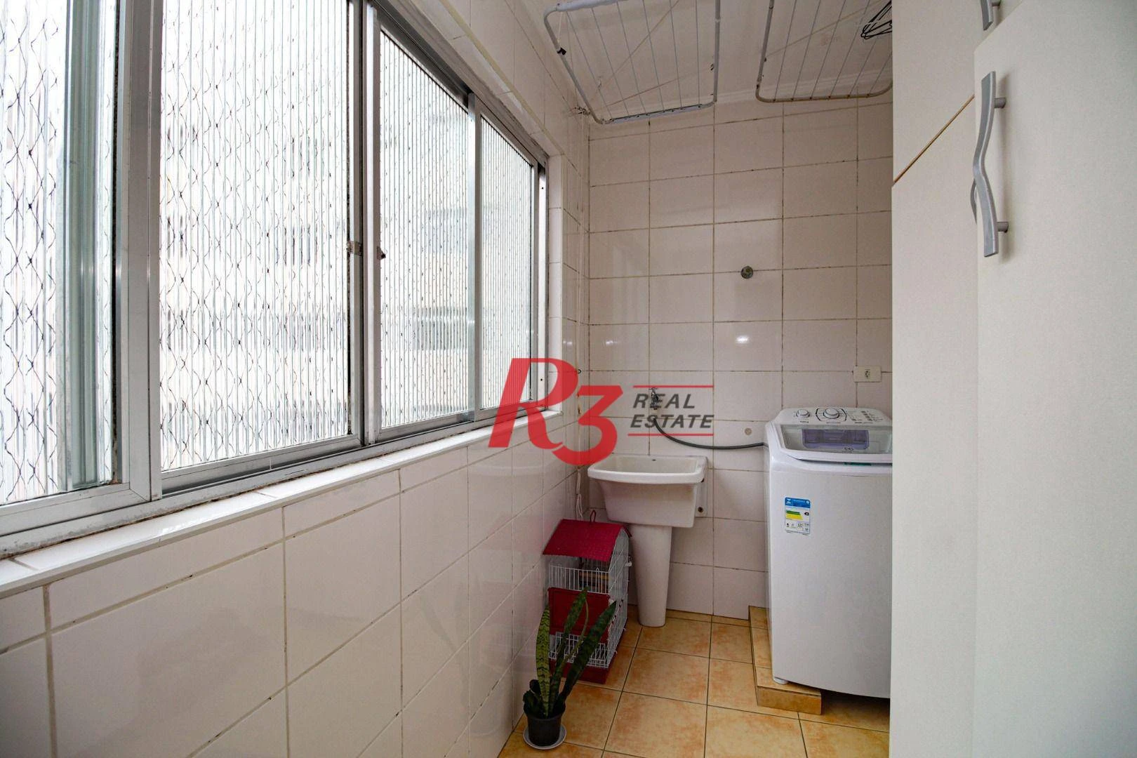 Apartamento com 2 dormitórios à venda, 100 m² por R$ 470.000,00 - José Menino - Santos/SP