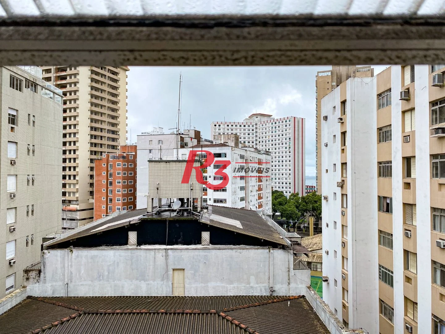 Apartamento com 2 dormitórios à venda, 100 m² por R$ 470.000,00 - José Menino - Santos/SP