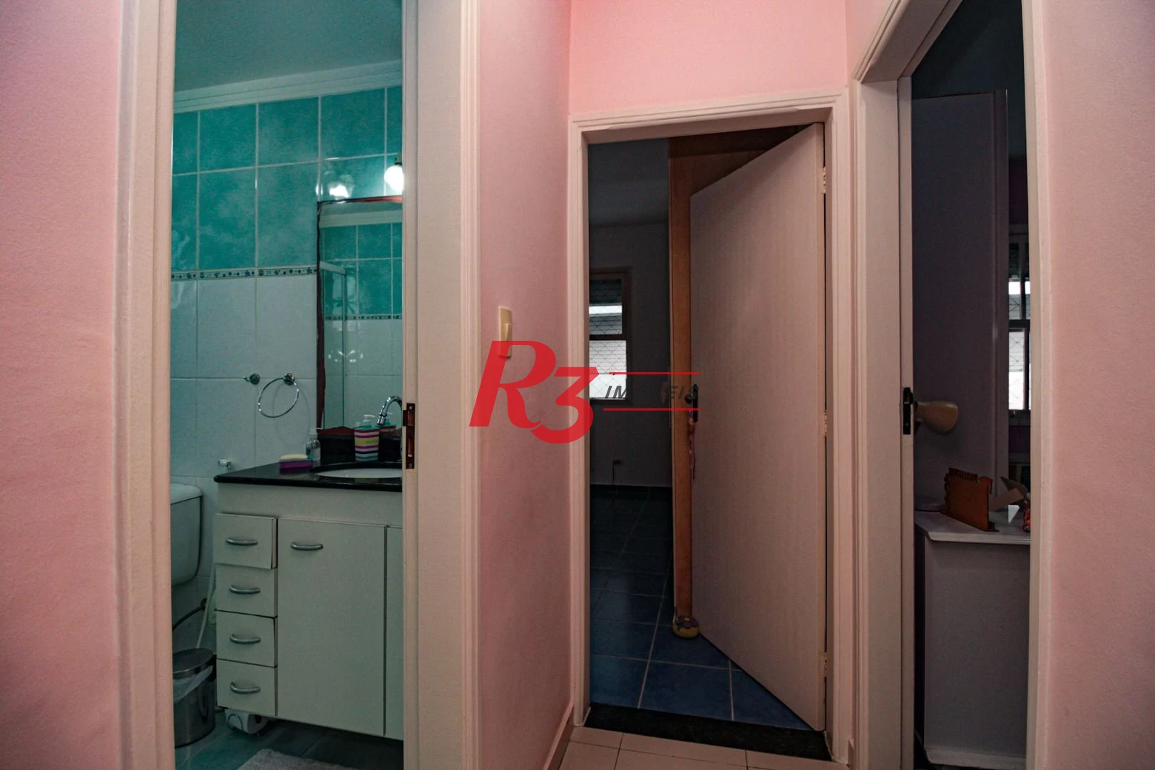 Apartamento com 2 dormitórios à venda, 100 m² por R$ 470.000,00 - José Menino - Santos/SP