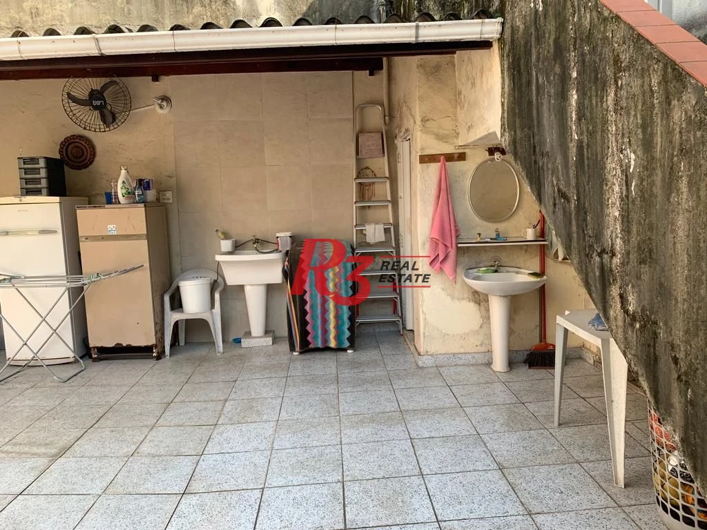 Casa com 2 dormitórios à venda, 142 m² por R$ 450.000,00 - Vila Matias - Santos/SP