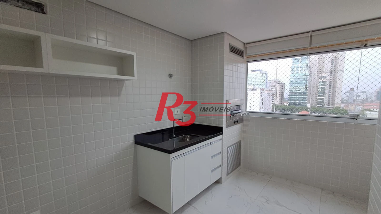 Apartamento com 2 dormitórios para alugar, 69 m² por R$ 5.500,02/mês - Boqueirão - Santos/SP