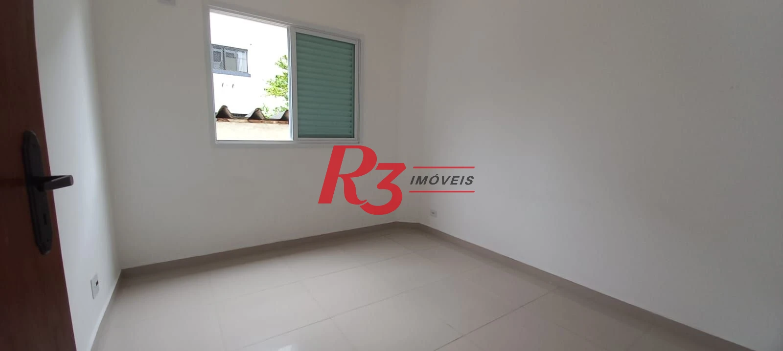 Casa com 3 dormitórios à venda, 300 m² por R$ 1.480.000,00 - Encruzilhada - Santos/SP