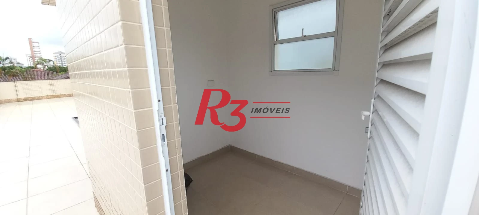 Casa com 3 dormitórios à venda, 300 m² por R$ 1.480.000,00 - Encruzilhada - Santos/SP
