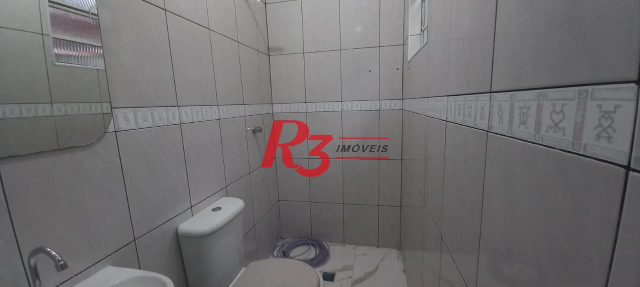 Sobrado à venda, 300 m² por R$ 830.000,00 - Areia Branca - Santos/SP