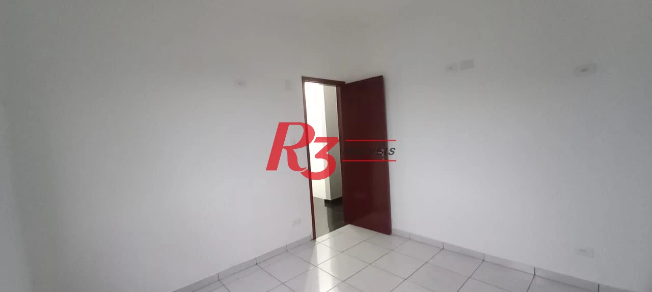 Sobrado à venda, 300 m² por R$ 830.000,00 - Areia Branca - Santos/SP