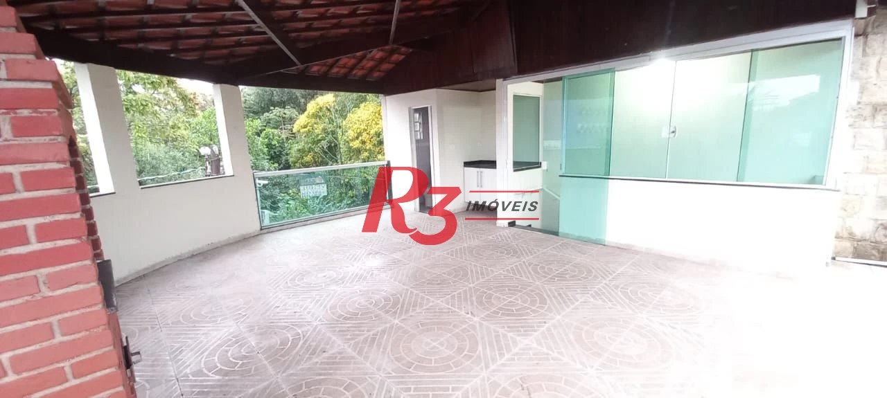 Sobrado à venda, 300 m² por R$ 830.000,00 - Areia Branca - Santos/SP