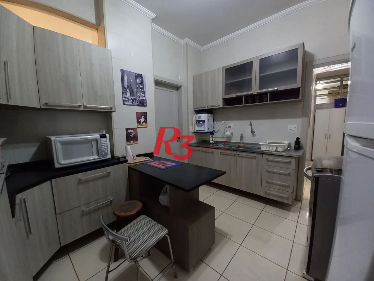 Apartamento com 3 dormitórios à venda, 160 m² por R$ 1.300.000,00 - Aparecida - Santos/SP
