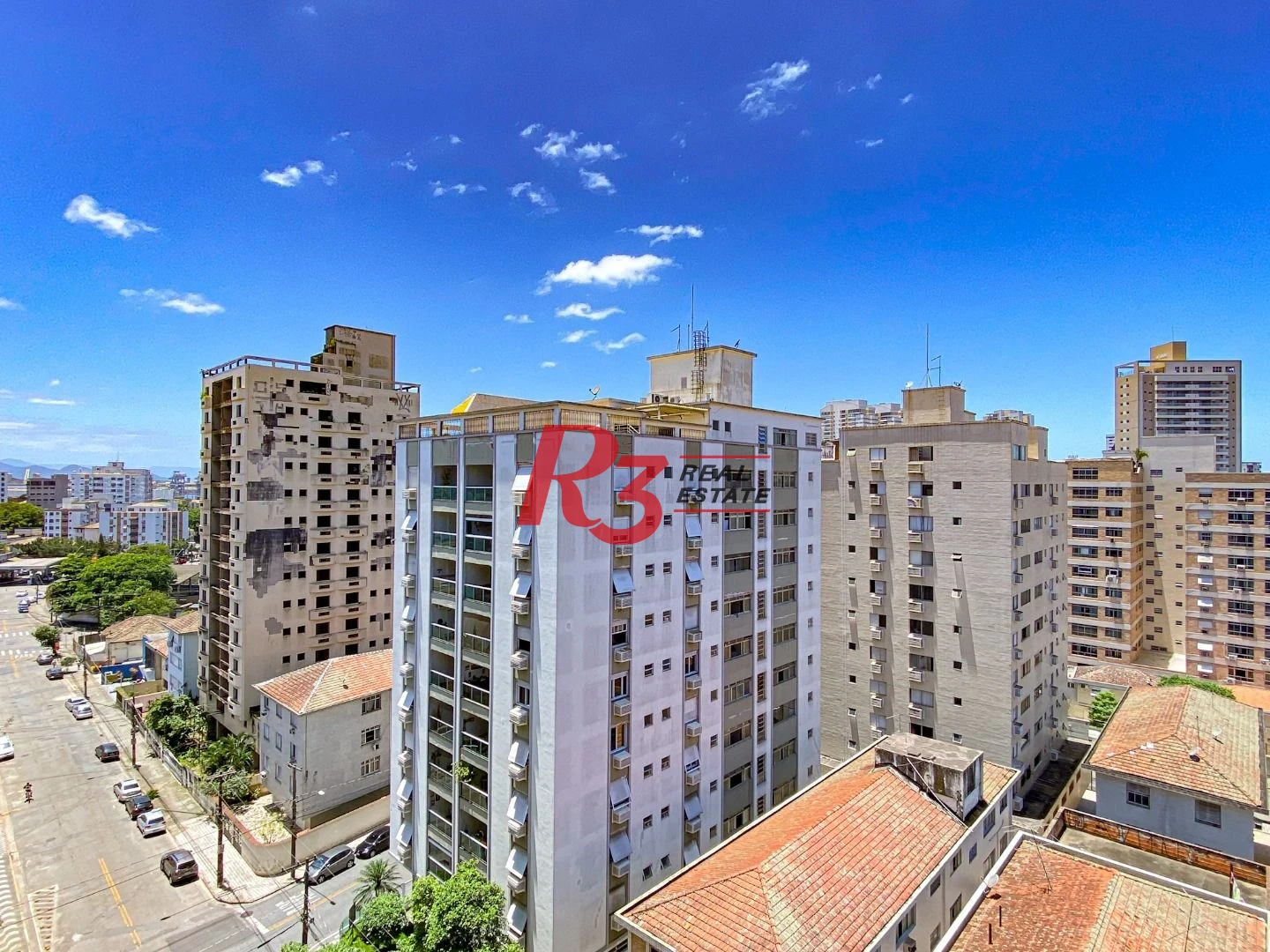 Cobertura á venda 3 quartos Piscina 2 vgs Bairro Ponta da Praia