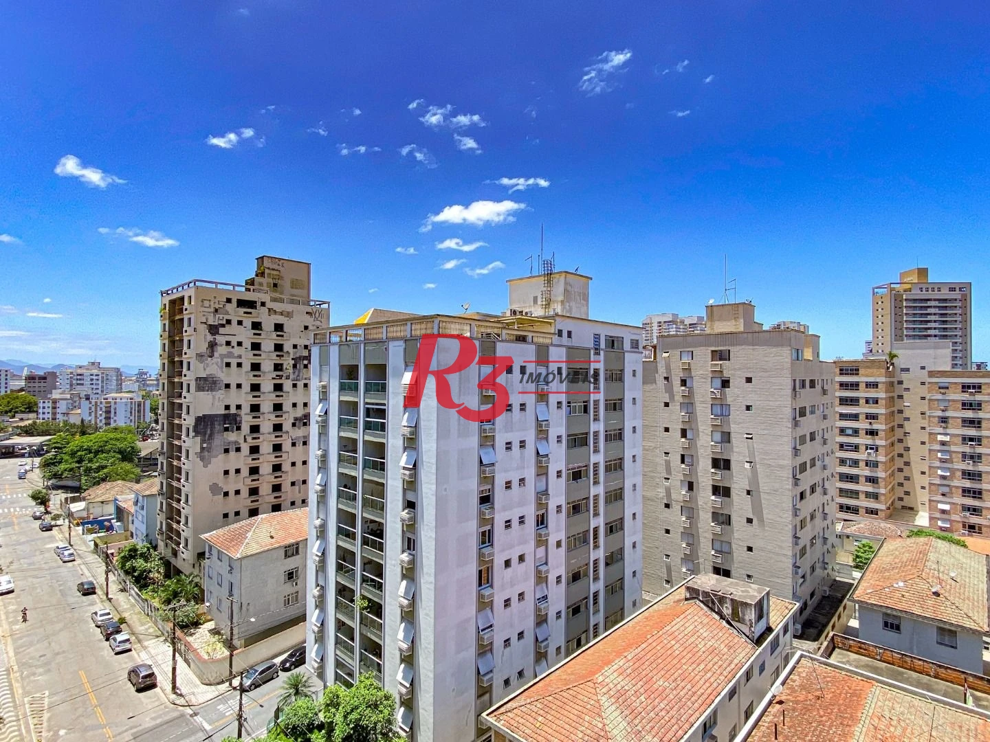Cobertura á venda 3 quartos Piscina 2 vgs Bairro Ponta da Praia