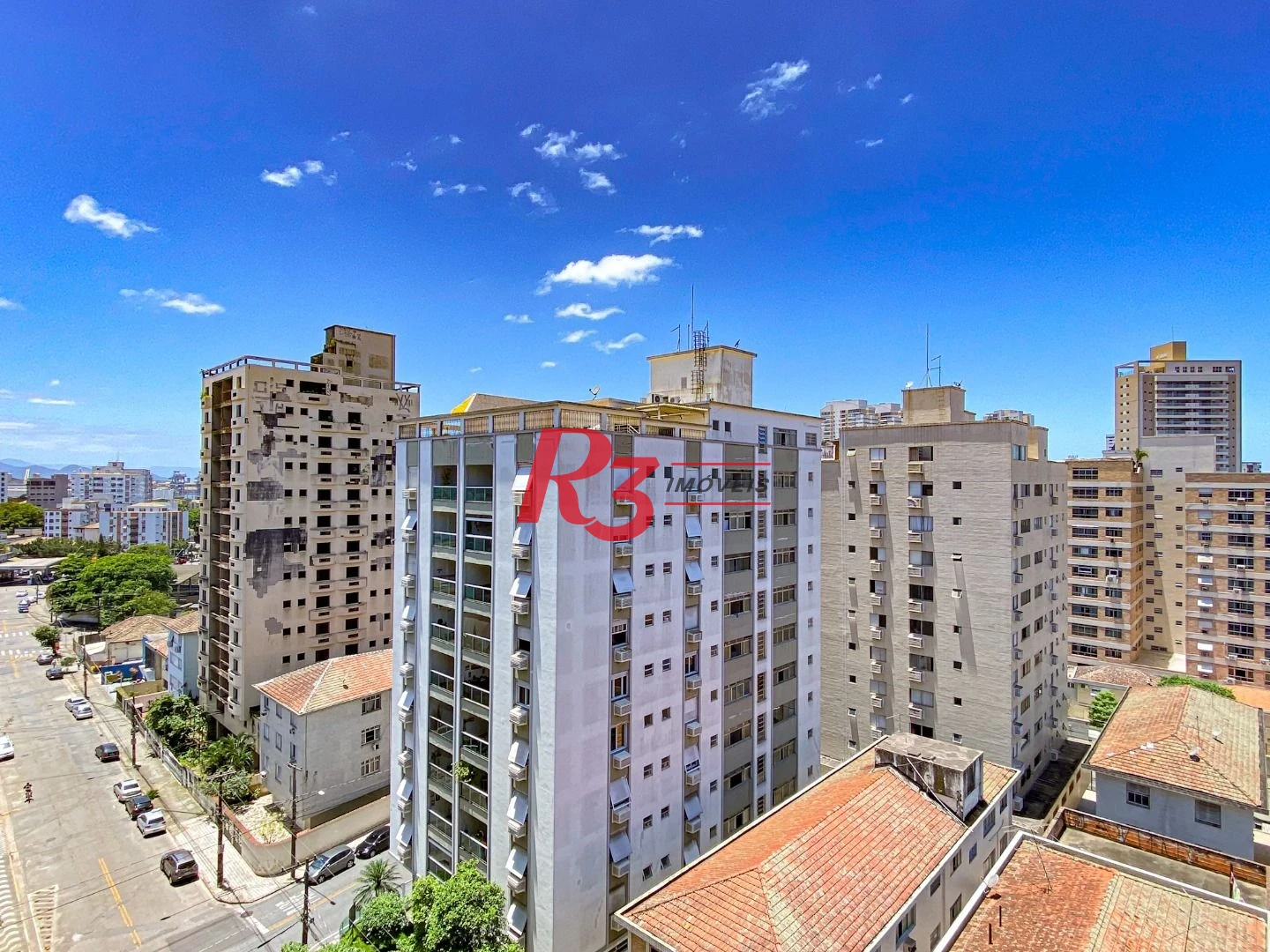 Cobertura á venda 3 quartos Piscina 2 vgs Bairro Ponta da Praia