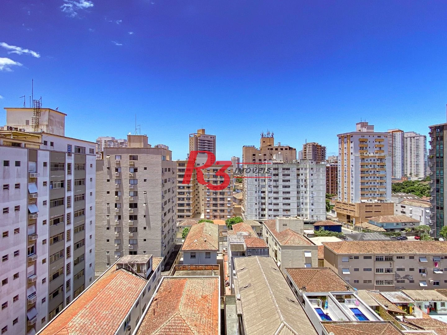 Cobertura á venda 3 quartos Piscina 2 vgs Bairro Ponta da Praia