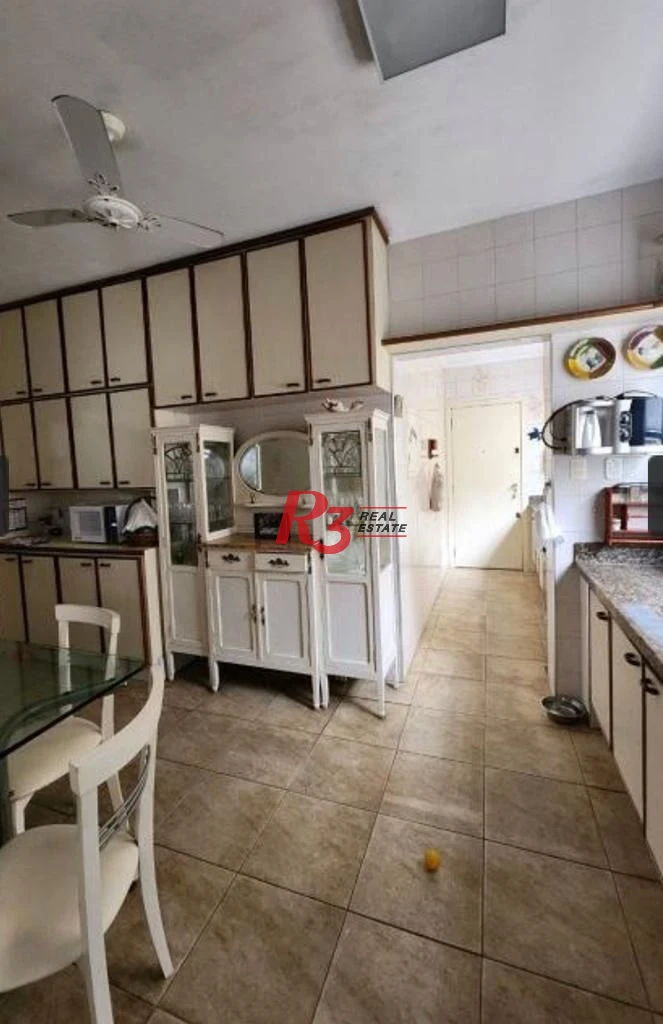 Apartamento com 4 Quartos e 3 banheiros à Venda, 165 m² por R$ 1.250.000