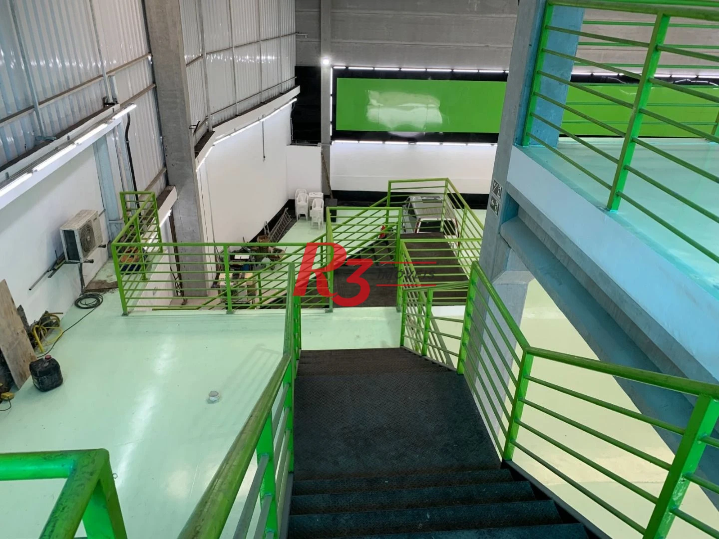 Galpão, 1050 m² - venda por R$ 10.000.000,00 ou aluguel por R$ 60.000,00/mês - Valongo - Santos/SP