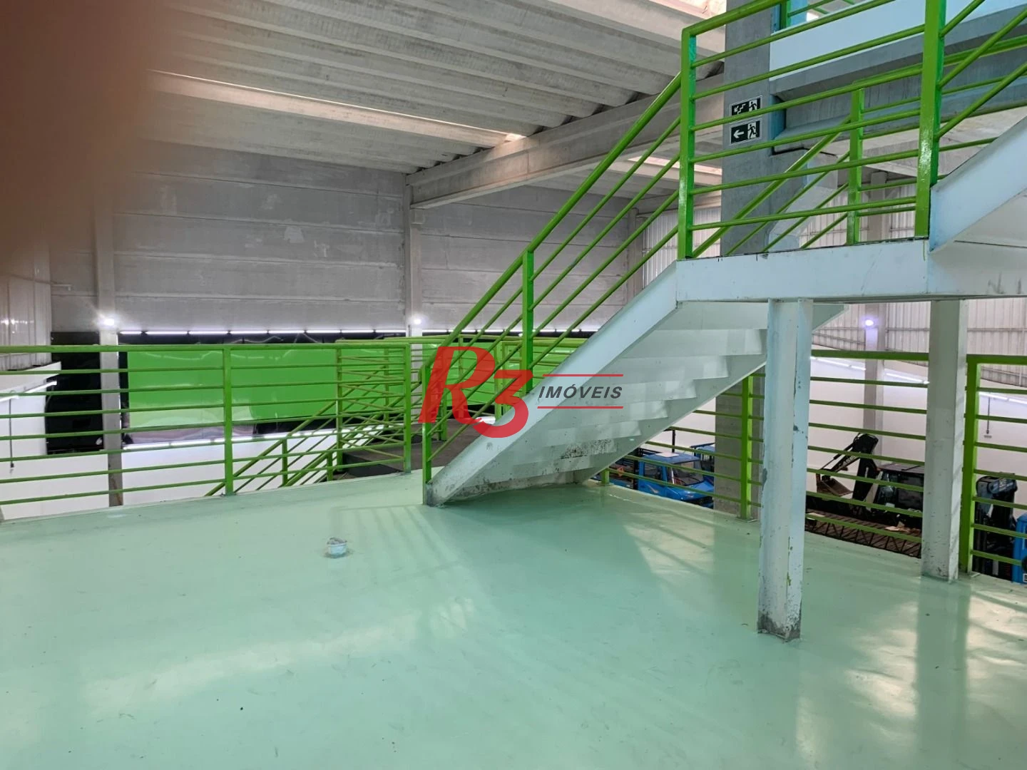 Galpão, 1050 m² - venda por R$ 10.000.000,00 ou aluguel por R$ 60.000,00/mês - Valongo - Santos/SP