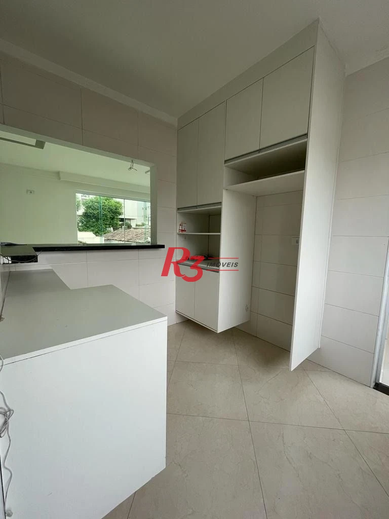 Casa com 2 dormitórios à venda, 110 m² por R$ 750.000,00 - Embaré - Santos/SP