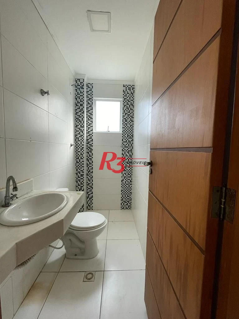 Casa com 2 dormitórios à venda, 110 m² por R$ 750.000,00 - Embaré - Santos/SP