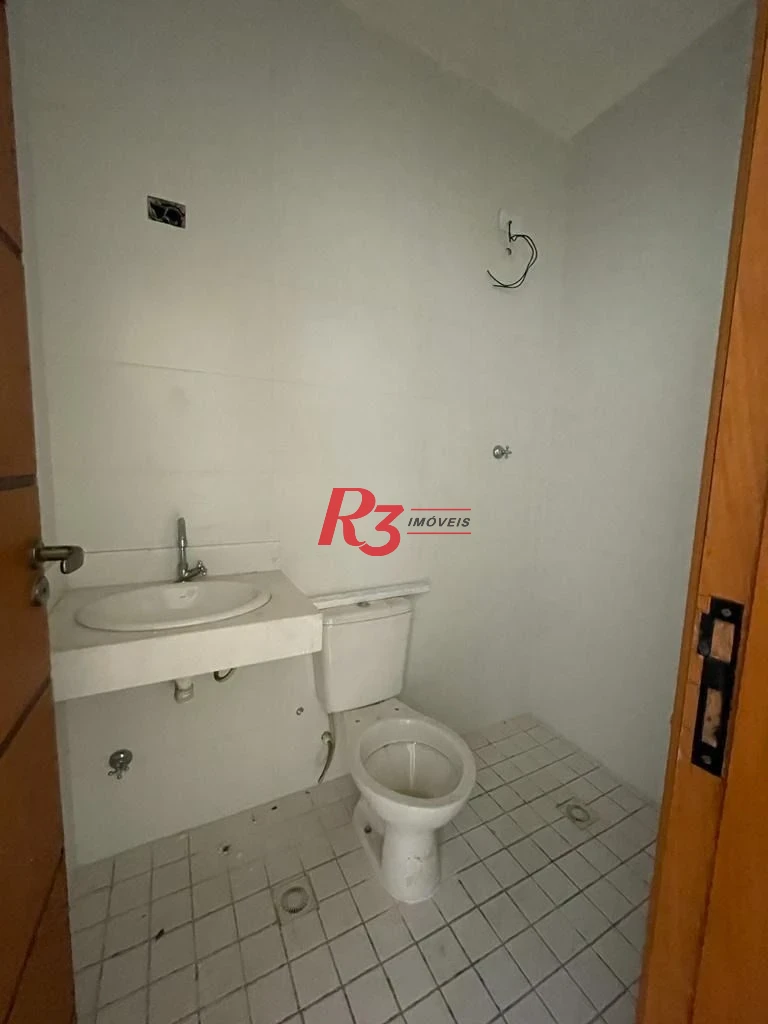 Casa com 2 dormitórios à venda, 110 m² por R$ 750.000,00 - Embaré - Santos/SP